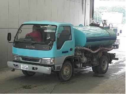 Isuzu ELF Truck