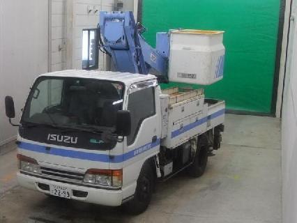 Isuzu ELF Truck