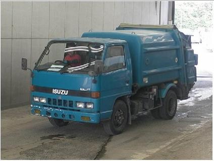 Isuzu ELF Truck