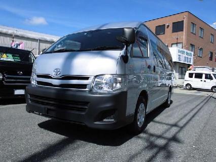 Toyota Hiace Commuter