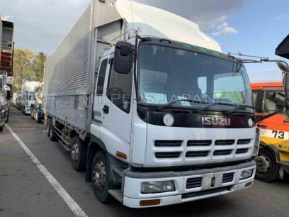 Isuzu Giga