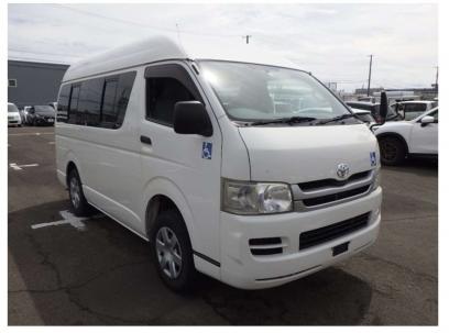 Toyota Hiace Commuter