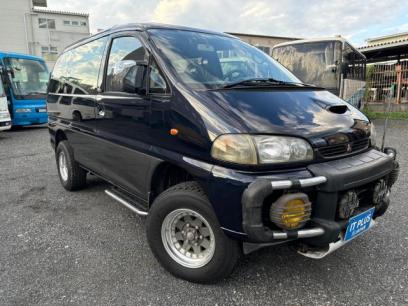 Mitsubishi Delica Space Gear