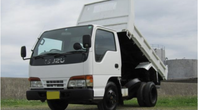 Isuzu ELF Truck