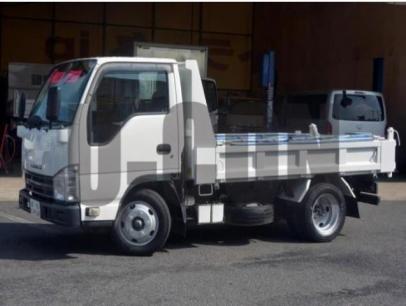 Isuzu ELF Truck