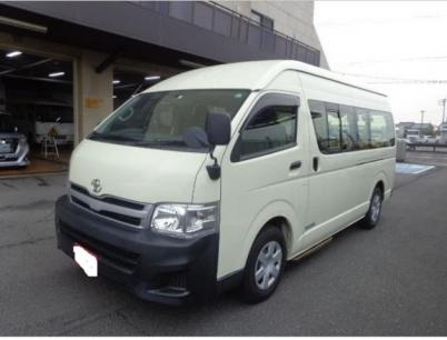 Toyota Hiace Commuter