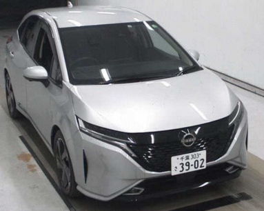 Nissan Aura