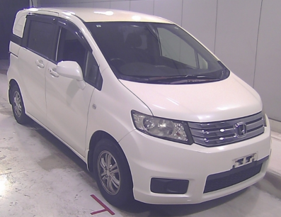 Honda Freed Spike