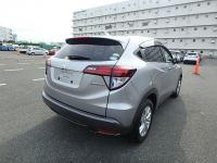 HONDA VEZERU HYBRID 2016