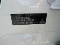 HONDA VEZERU HYBRID 2017