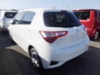 TOYOTA VITZ 2017