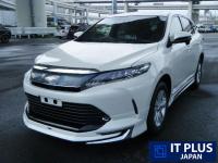 TOYOTA HARRIER 2017