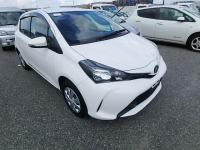 TOYOTA VITZ 2016