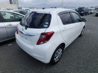 TOYOTA VITZ 2016