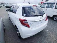 TOYOTA VITZ 2016