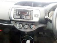 TOYOTA VITZ 2016