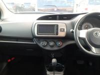 TOYOTA VITZ 2016