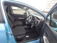 TOYOTA VITZ 2016