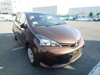 TOYOTA VITZ 2015