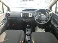 TOYOTA VITZ 2015