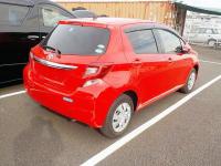 TOYOTA VITZ 2015