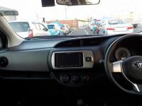 TOYOTA VITZ 2016