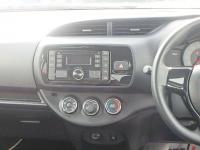TOYOTA VITZ 2016