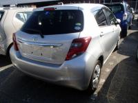 TOYOTA VITZ 2015