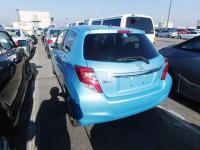 TOYOTA VITZ 2015