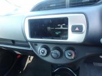 TOYOTA VITZ 2015