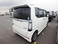 HONDA N BOX CUSTOM 2015