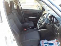 SUZUKI Swift 2017
