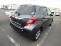 TOYOTA VITZ 2015