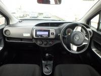 TOYOTA VITZ 2015