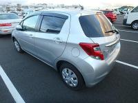 TOYOTA VITZ 2016