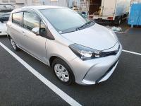 TOYOTA VITZ 2015