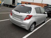TOYOTA VITZ 2014
