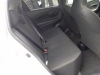 TOYOTA VITZ 2014