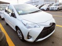 TOYOTA VITZ 2017