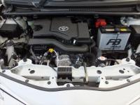 TOYOTA VITZ 2017