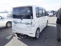 DAIHATSU TANTO 2015