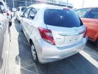 TOYOTA VITZ 2015