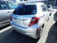 TOYOTA VITZ 2015