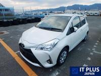 TOYOTA VITZ 2017