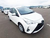 TOYOTA VITZ 2017