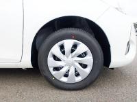 TOYOTA VITZ 2017