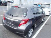 TOYOTA VITZ 2016