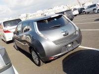 NISSAN LEAF 2017