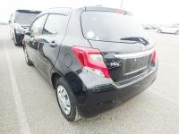 TOYOTA VITZ 2015