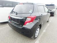 TOYOTA VITZ 2015